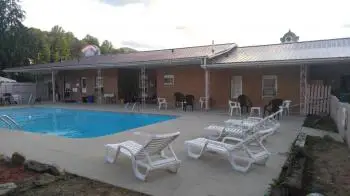 Rosewood Inn 6